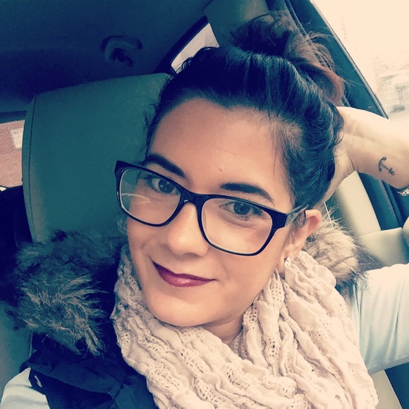 Meet you Posher, Erica - Picture 5 of 6